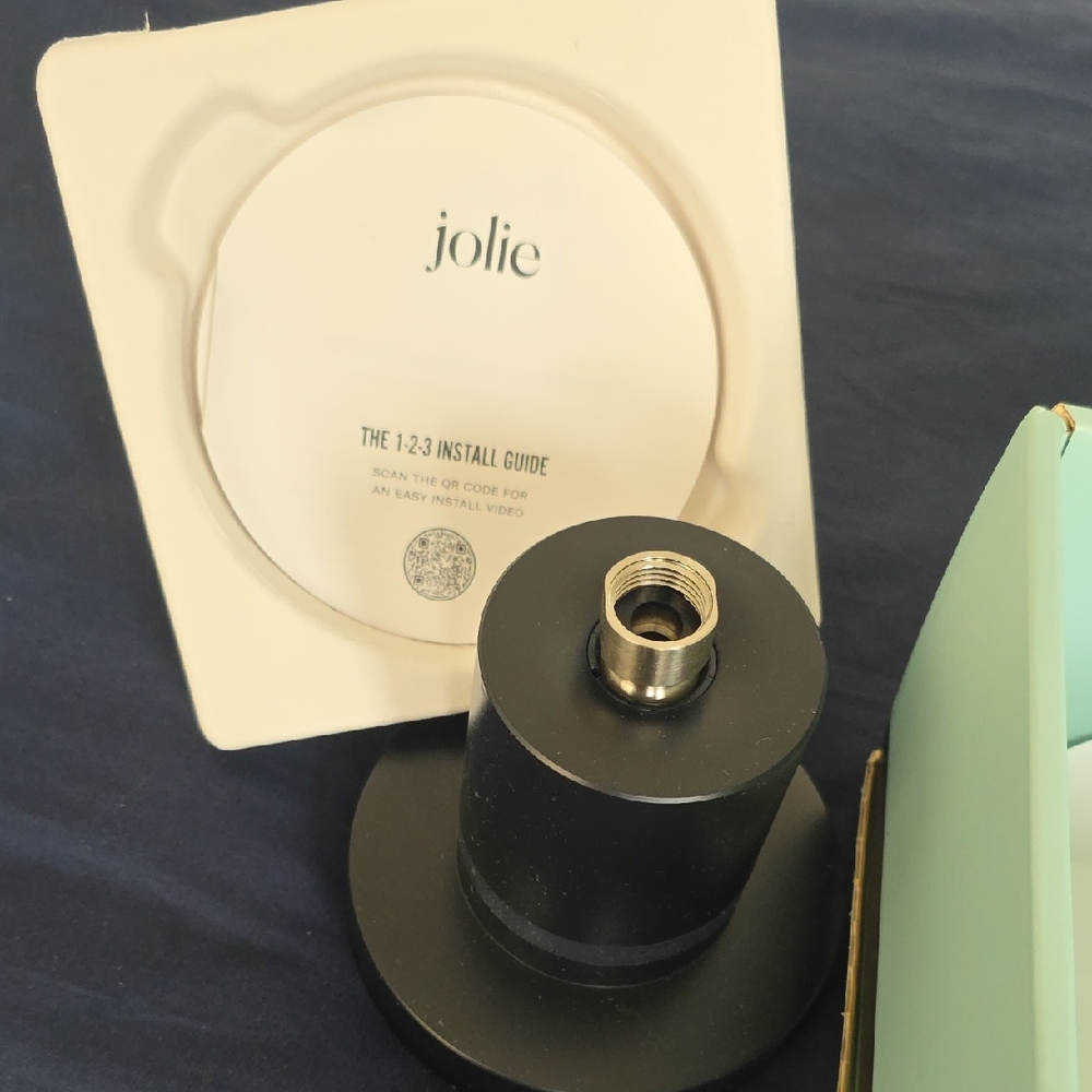 Jolie Matte Black Shower Filter